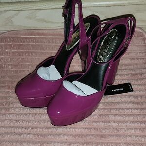 Express Patent Platform Pumps in Magenta And Gold with Ankle Strap